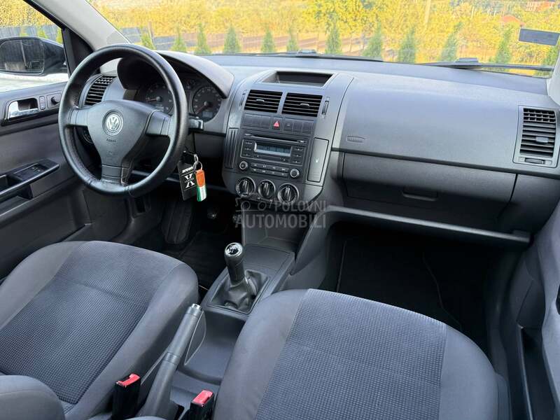 Volkswagen Polo 1.4 COMFORTLINE