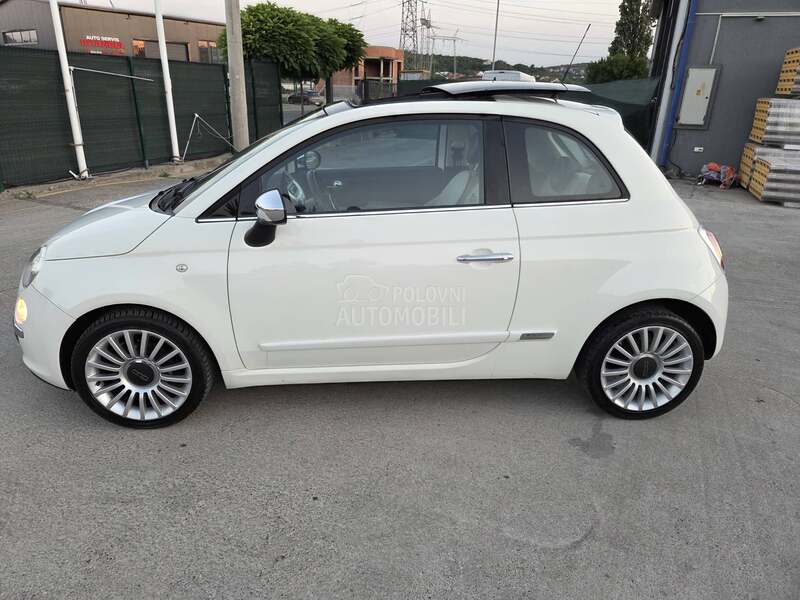 Fiat 500 PANO,AUTO