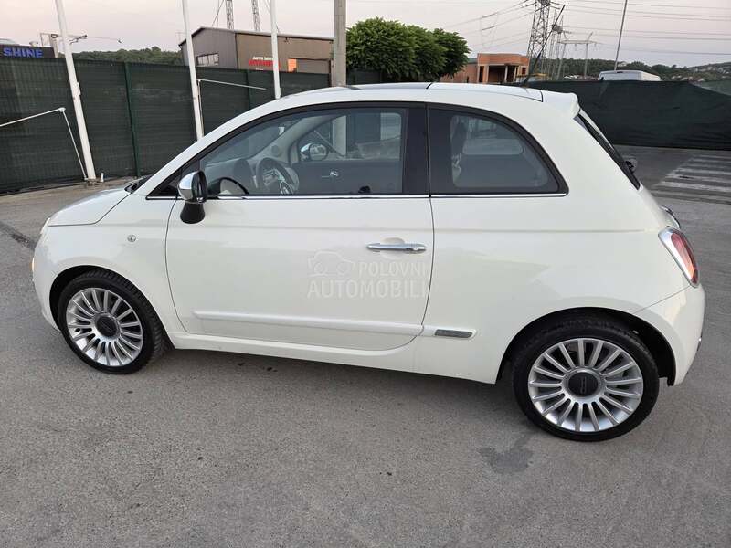 Fiat 500 PANO,AUTO