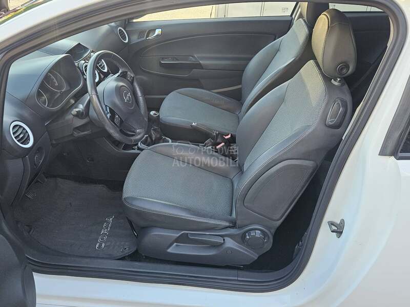 Opel Corsa D EDITION CH KREDlT