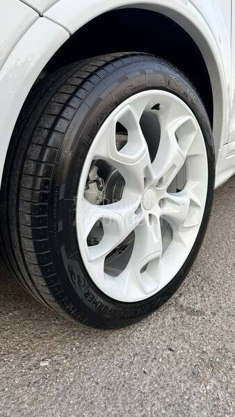 Ford Kuga KUGA ST , Ful oprema