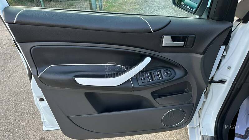 Ford Kuga KUGA ST , Ful oprema