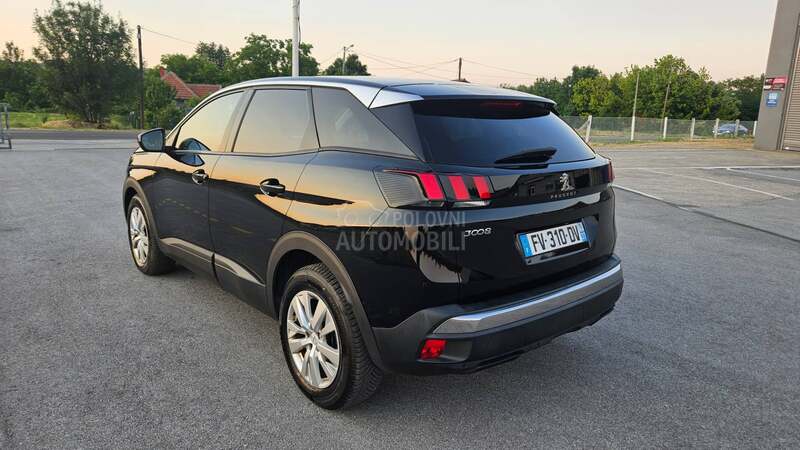 Peugeot 3008 1.5 hdi busines EAT8