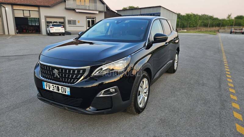 Peugeot 3008 1.5 hdi busines EAT8