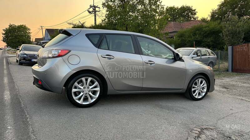 Mazda 3 N O V A