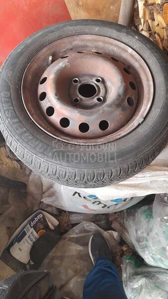 Roadstone 185/60 R14 Sve sezone