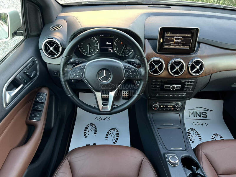Mercedes Benz B 200 Luxury/Aut7G/Led/ACC