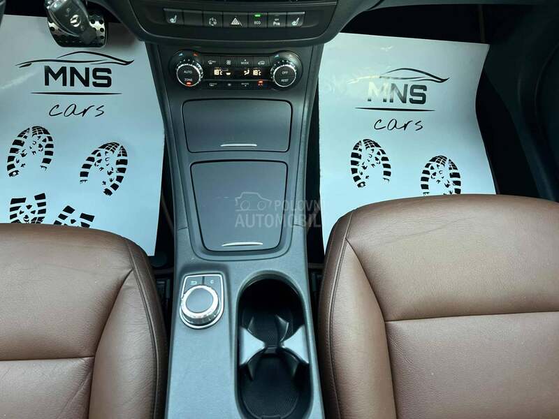 Mercedes Benz B 200 Luxury/Aut7G/Led/ACC