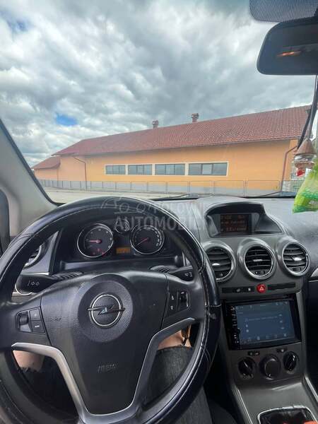 Opel Antara 