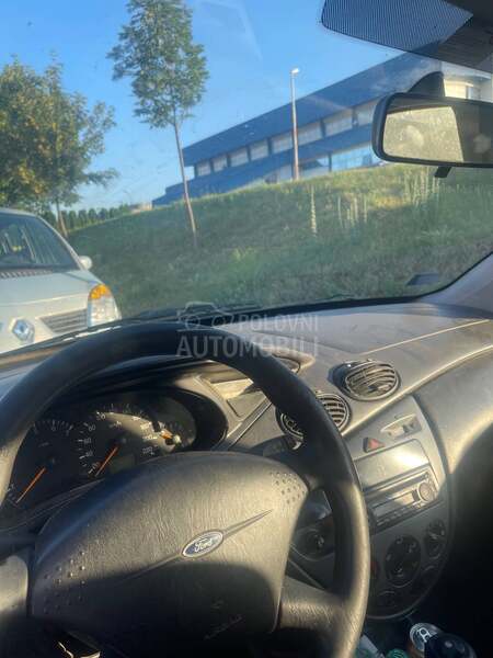 Ford Focus 1.6 ZETEC