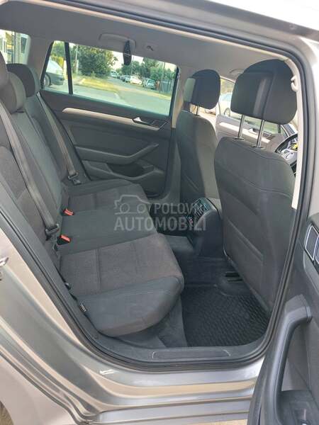 Volkswagen Passat B8 2.0 DSG Matrix
