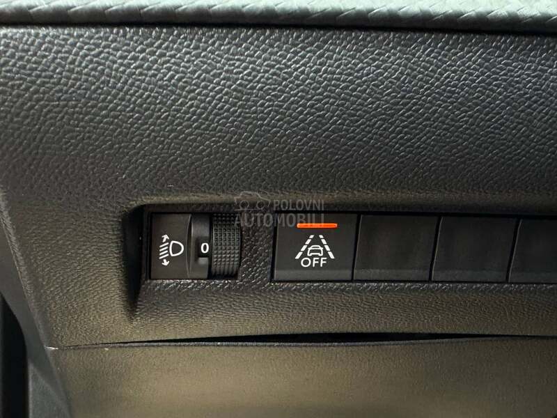 Peugeot 2008 1.5D/ALLURE/VITUAL