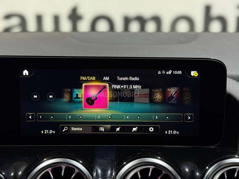 Mercedes Benz GLA 200 D/AMG/PANO/MULTIBEAM