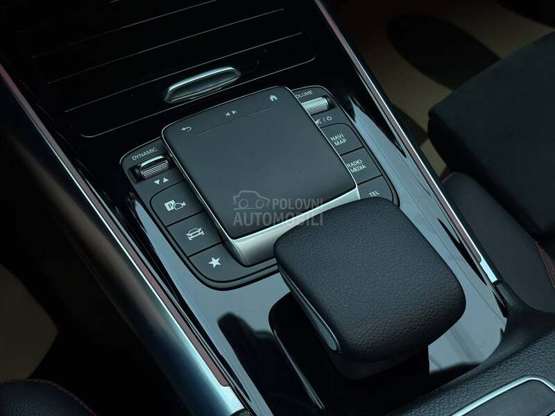 Mercedes Benz GLA 200 D/AMG/PANO/MULTIBEAM