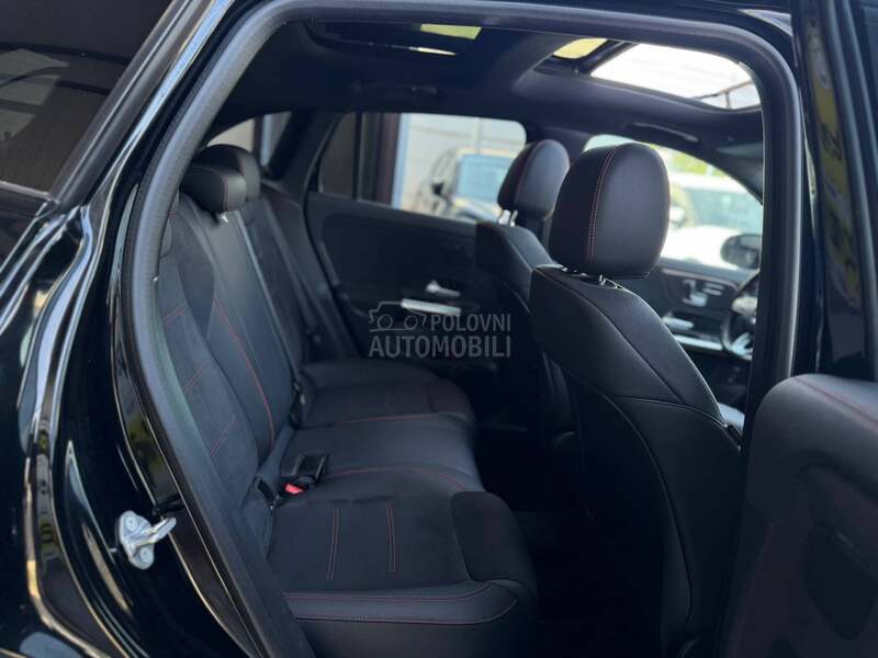 Mercedes Benz GLA 200 D/AMG/PANO/MULTIBEAM
