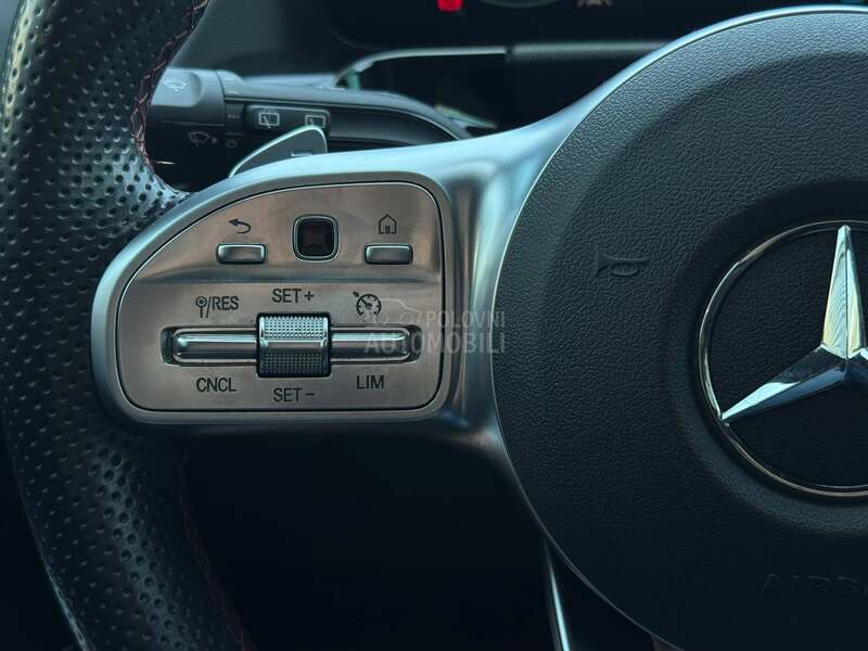 Mercedes Benz GLA 200 D/AMG/PANO/MULTIBEAM