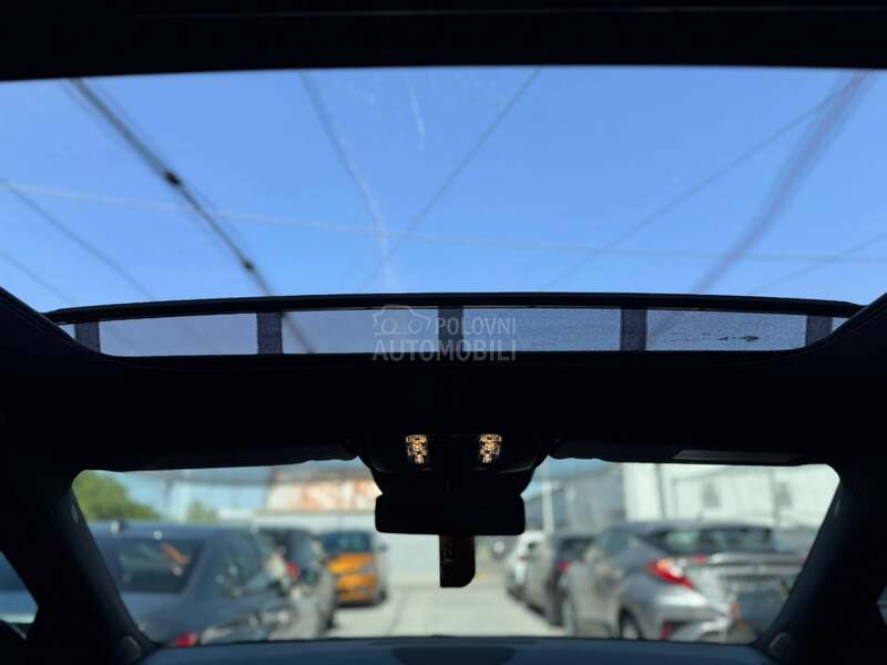 Mercedes Benz GLA 200 D/AMG/PANO/MULTIBEAM
