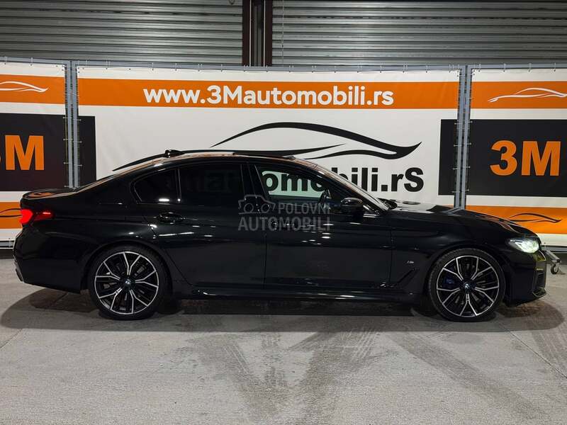 BMW 530 D/XDRIVE/LASER/PANO