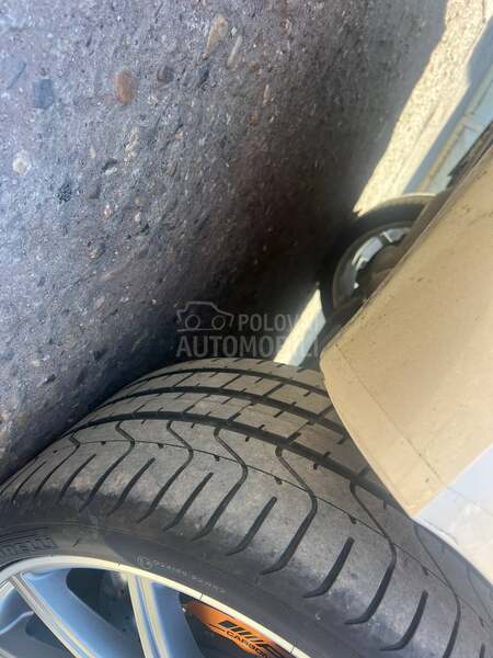 Pirelli 255/35 R19 Letnja