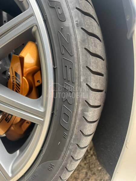 Pirelli 255/35 R19 Letnja