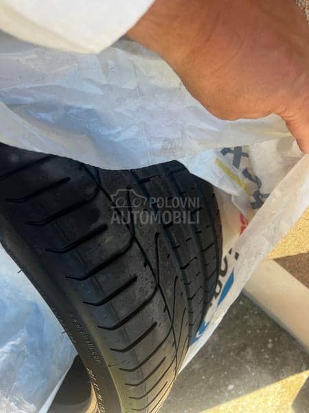 Pirelli 255/35 R19 Letnja