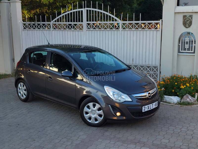 Opel Corsa D 1.3CDTI Cosmo S/S