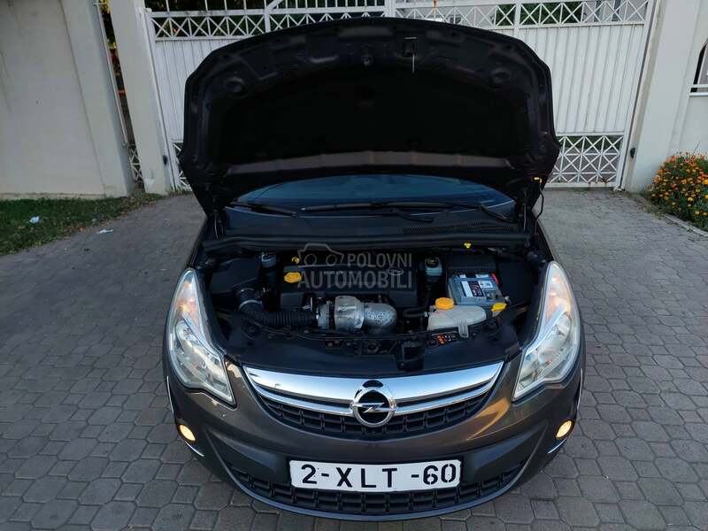 Opel Corsa D 1.3CDTI Cosmo S/S