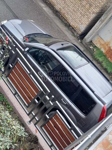 Nissan X-Trail 2.2 DCI
