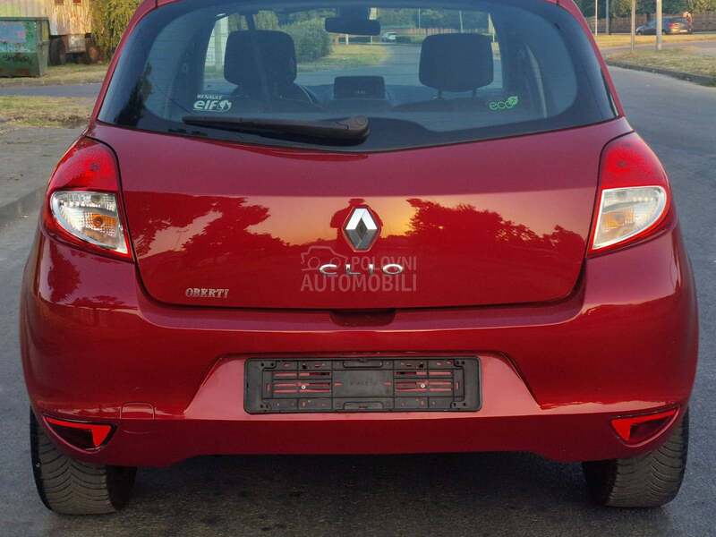Renault Clio 1.2b SPECIAL EDITION