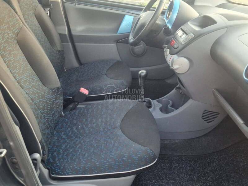 Peugeot 107 1.0b