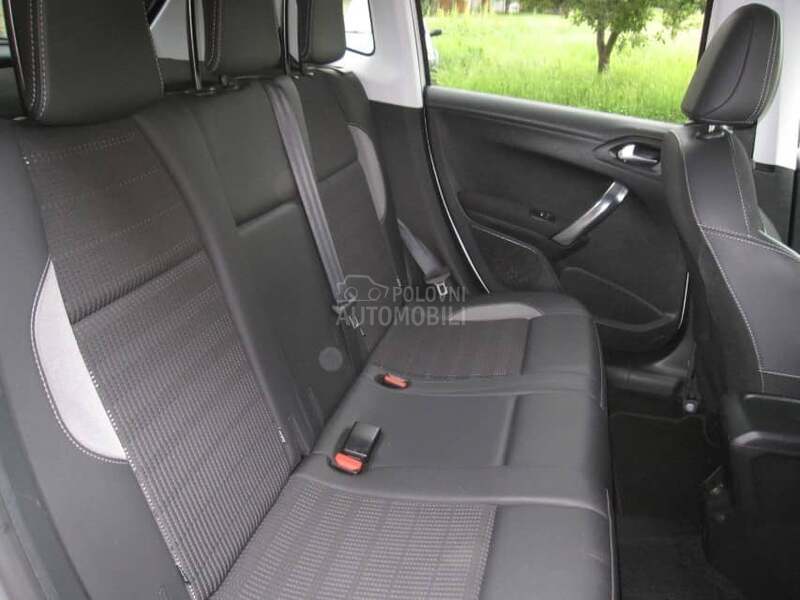 Peugeot 2008 1.5 BlueHDI ALLURE