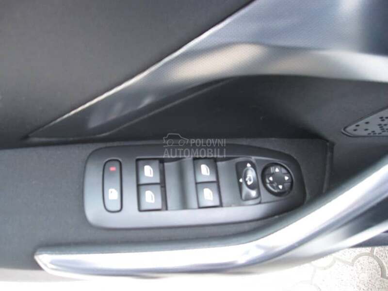 Peugeot 2008 1.5 BlueHDI ALLURE
