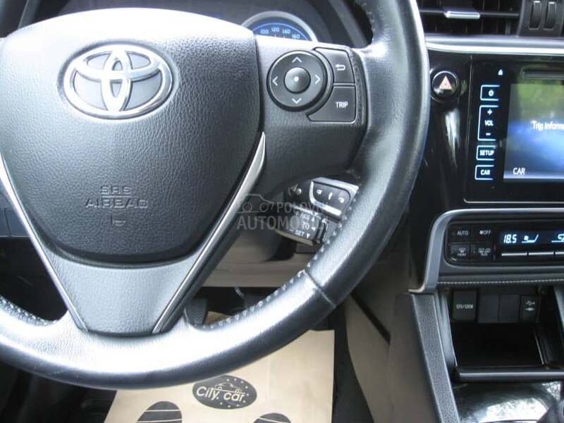 Toyota Corolla 1.6 VALVEMATIC STYLE