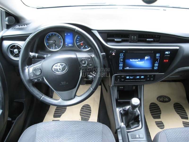 Toyota Corolla 1.6 VALVEMATIC STYLE