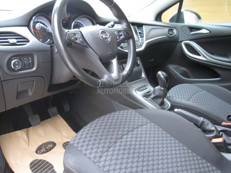 Opel Astra K 1.6 CDTI BUSINESS