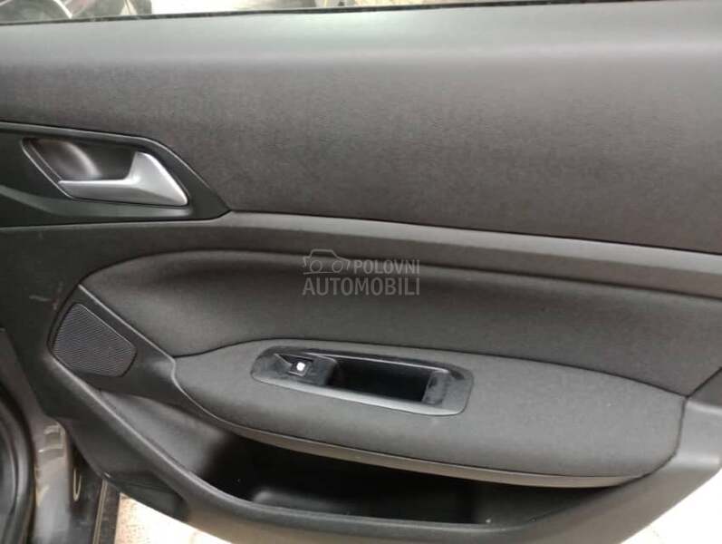 Peugeot 308 1.5 HDI STYLE