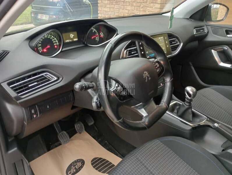 Peugeot 308 1.5 HDI STYLE
