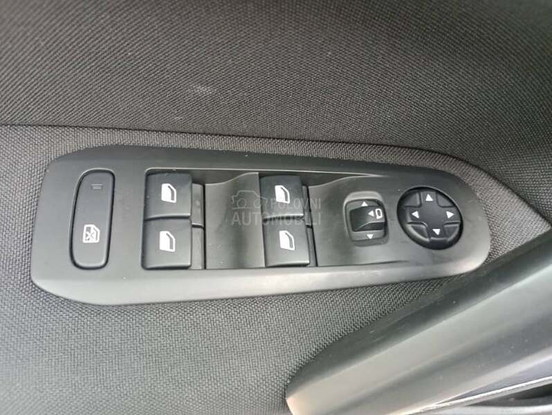 Peugeot 308 1.5 BHDI BUSINESS