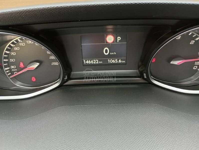 Peugeot 308 1.5 BHDI BUSINESS