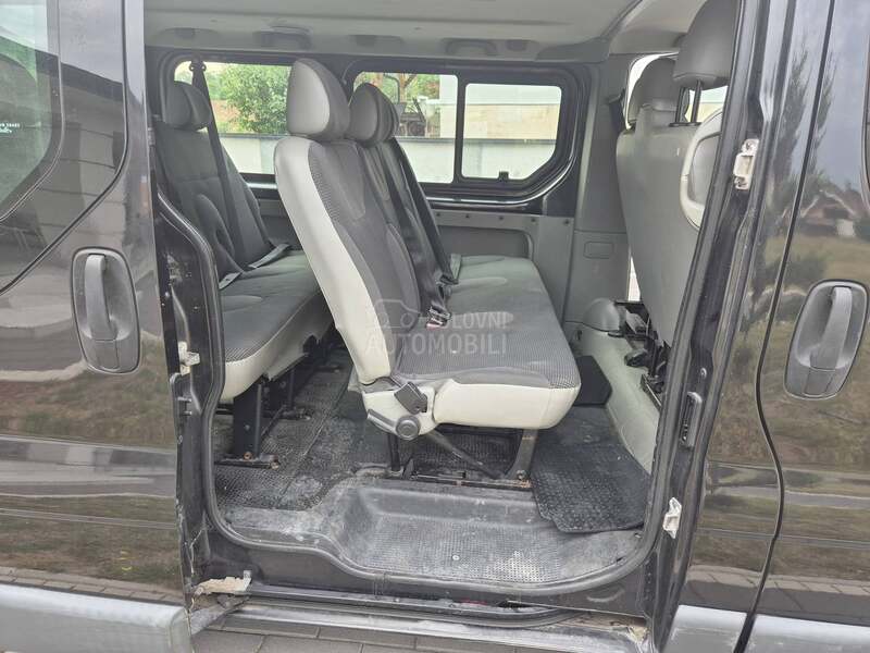 Opel Vivaro 2.5 d