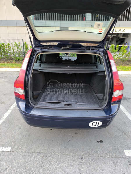 Volvo V50 