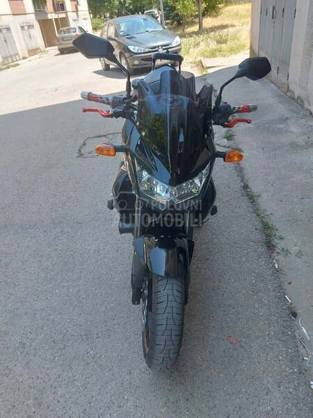 Kawasaki Z750