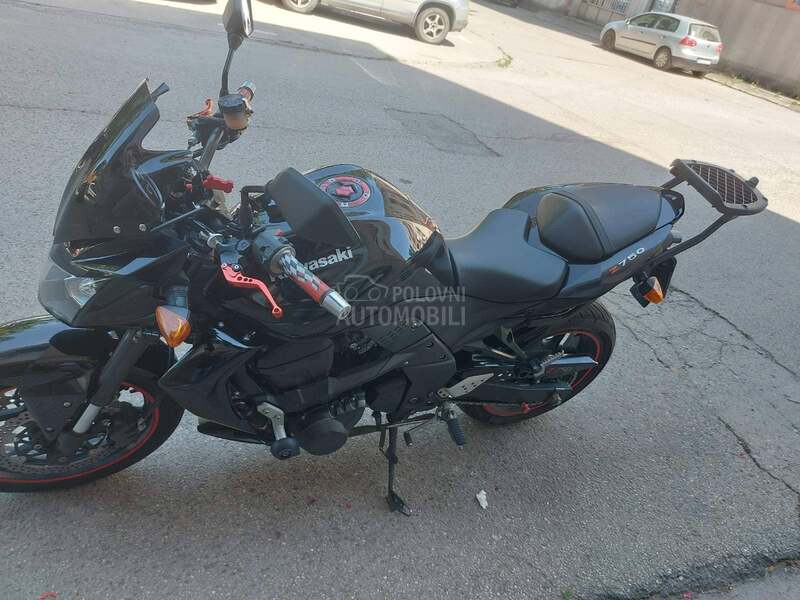 Kawasaki Z750