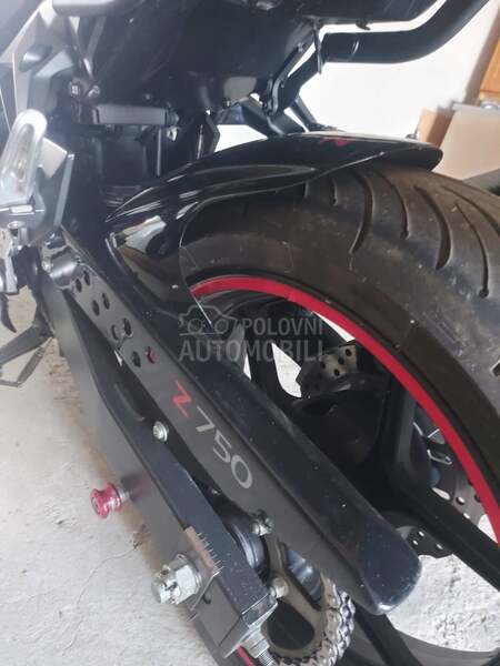 Kawasaki Z750