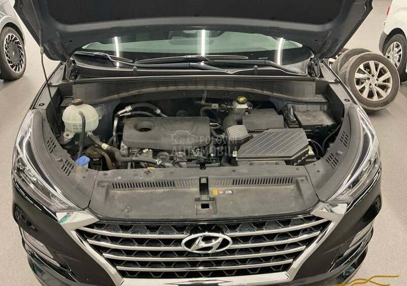 Hyundai Tucson 1.6b cena uCH