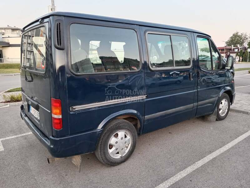 Ford Transit 2.5 turbo