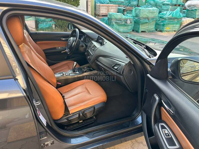 BMW 118 2.0d A.U.T/ N.A.V