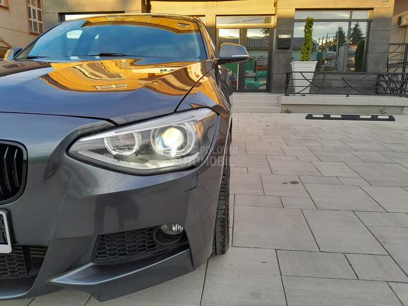 BMW 118 2.0d A.U.T/ N.A.V