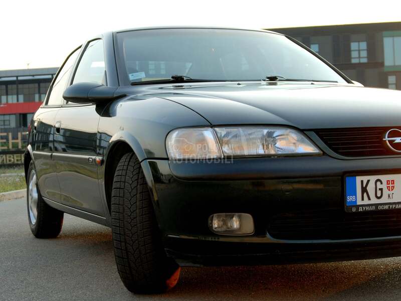 Opel Vectra B 1.6 16V CD 76000k.m.