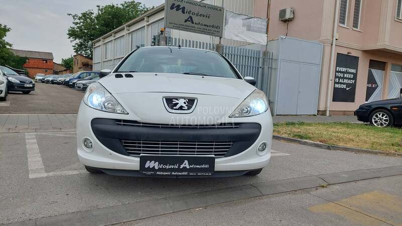 Peugeot 206 plus 1.1